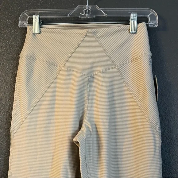 NWT Good American Angeled rib leggings tights cream ribbed 2 small - Picture 6 of 7